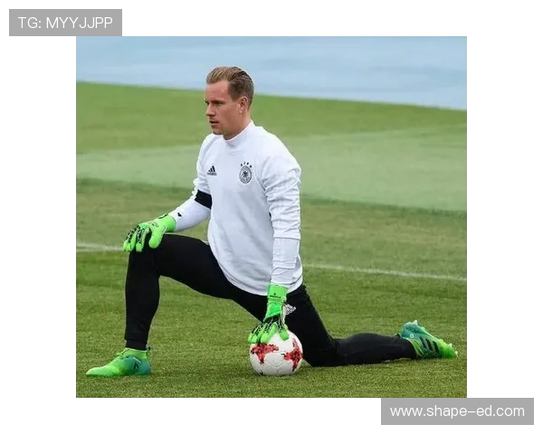 特尔施特根遭遇重伤，克罗斯社媒送祝福：早日康复